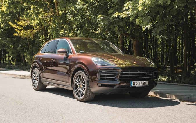 Porsche Cayenne cena 395000 przebieg: 43000, rok produkcji 2021 z Warszawa małe 301